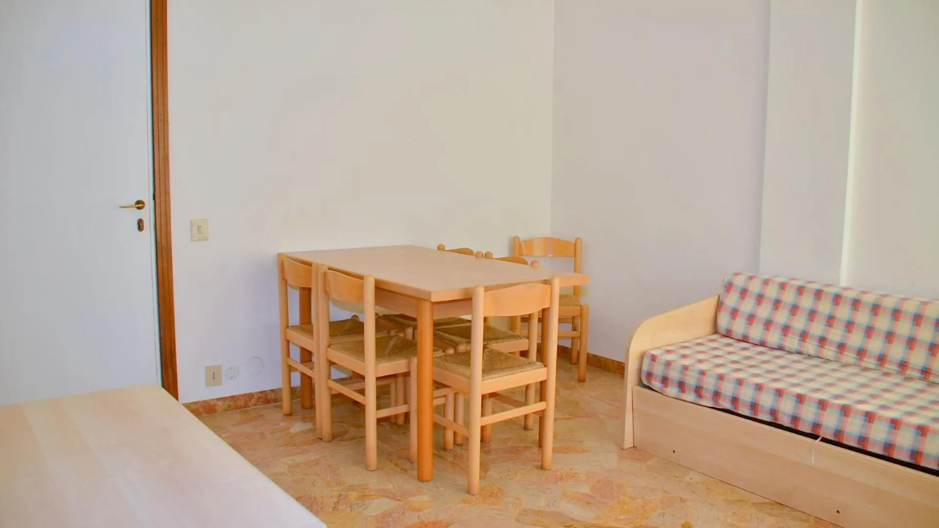 Condominio Aurora A Bibione 0*,